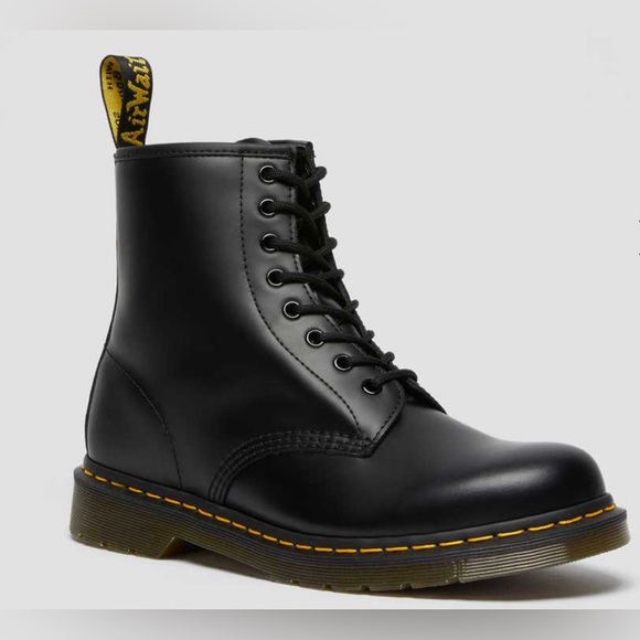 Dr. Martens Other - Dr. Martens 1460 LEATHER LACE UP BOOTS Men’s Size 12 Black